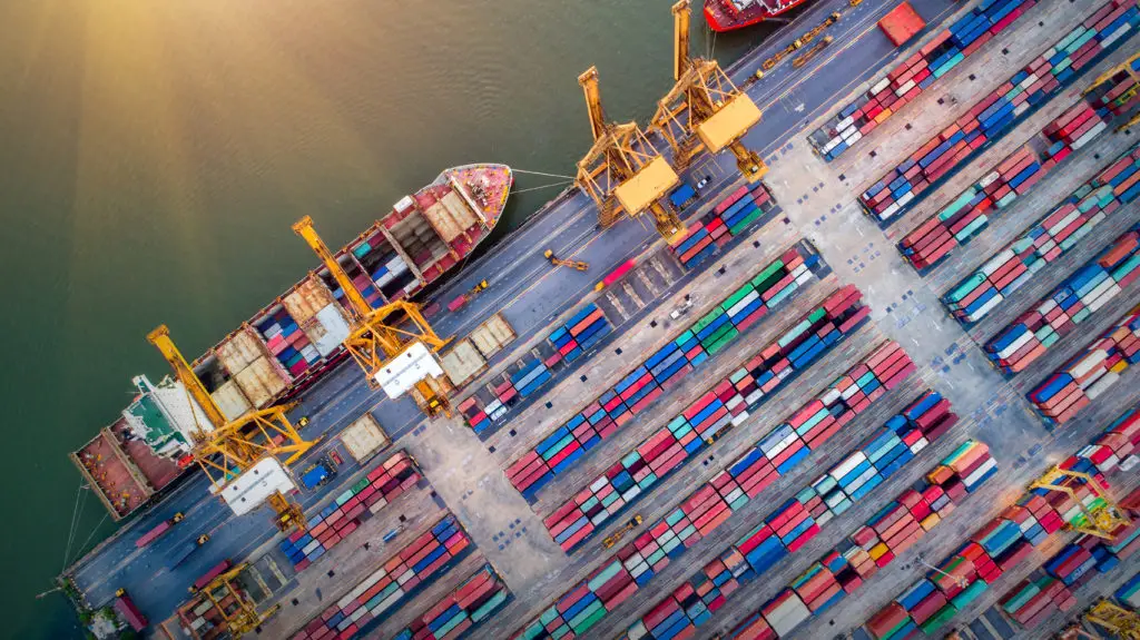 Port du havre vue en drone